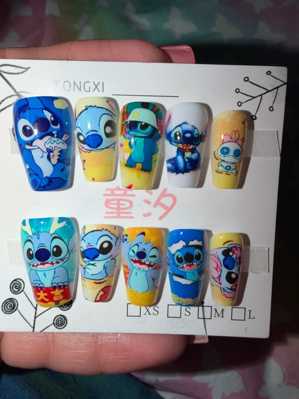 Stitch Cartoon Press-On Nail Set in Blue & Yellow